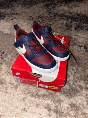 NWT kids Nike